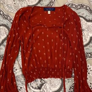 cropped long sleeve blouse